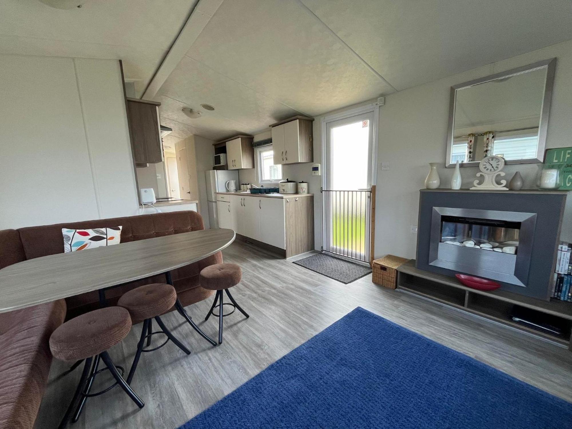 Ormesby Beach Haven: Pet-Friendly Family Retreat Great Yarmouth Exterior photo